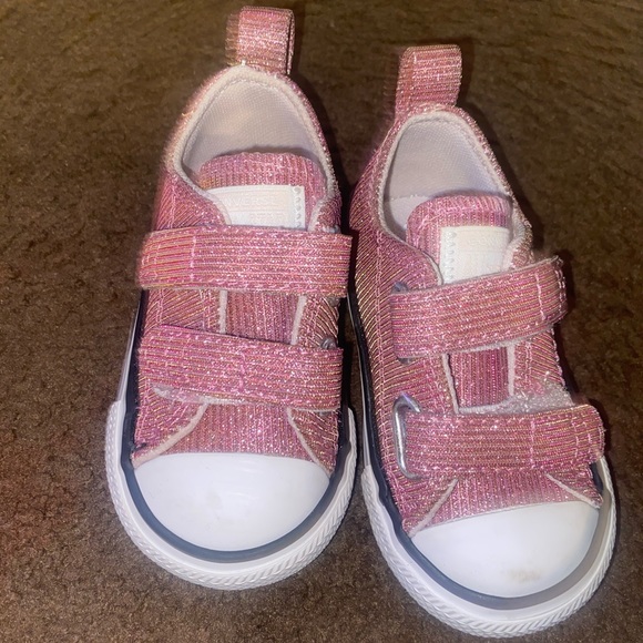 Pink Sparkly Converse - Picture 1 of 2